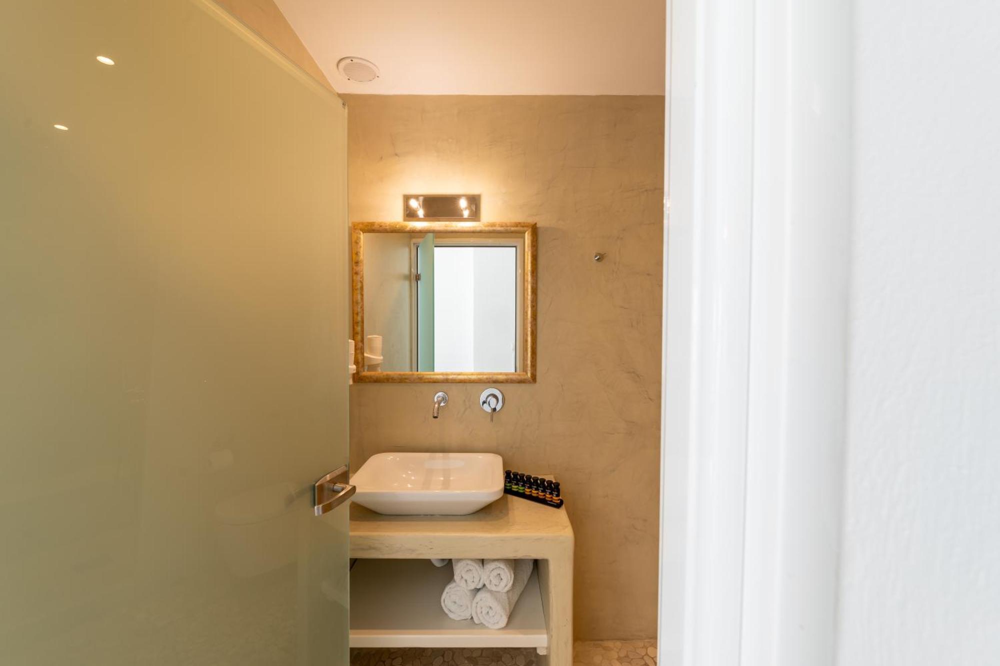 Enalion White Suites Oia Ngoại thất bức ảnh